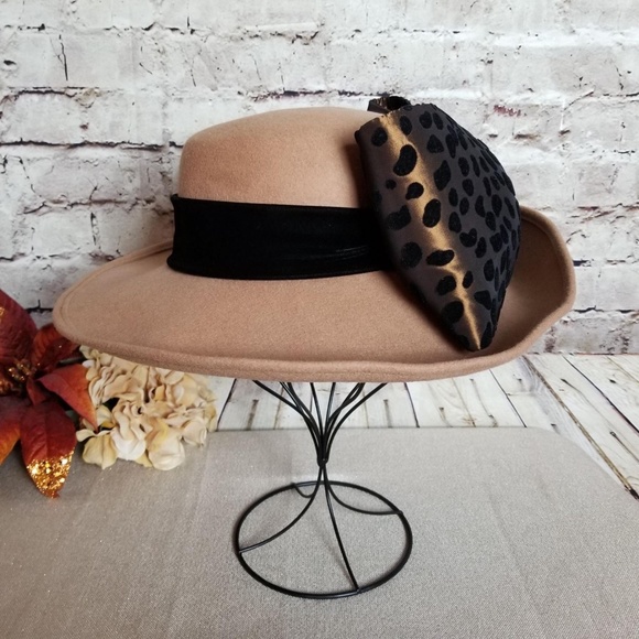 Michael Howard Large Brim Round Hat W/Leopard Bow - Picture 3 of 8